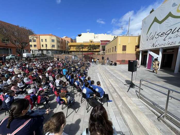 Espectáculo infantil en Valsequillo/TA.